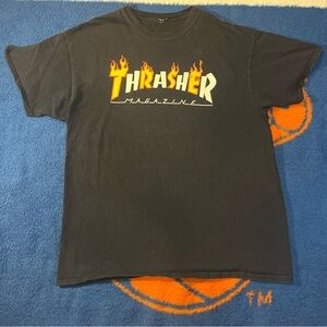 VINTAGE THRASHER Y2K T SHIRT